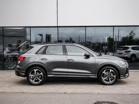 2026 Audi Q3 35 TFSI II (F3), серый, 4799500 рублей, вид 5