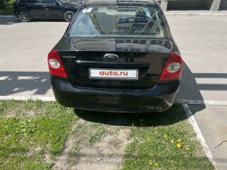 2010 Ford Focus II Рестайлинг, чёрный, 650000 рублей, вид 5