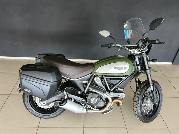 2016 Ducati Scrambler 800, зелёный - вид 1