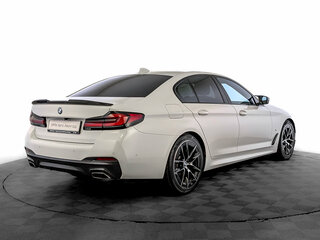 2021 BMW 5 серии 530i xDrive VII (G30/G31/G38) Рестайлинг, белый, 5225000 рублей, вид 5