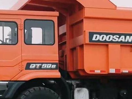 2022 Doosan BBC23, оранжевый, 32270440 рублей