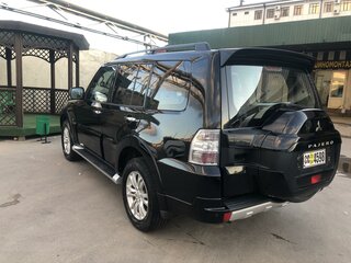 2017 Mitsubishi Pajero IV Рестайлинг 2, чёрный, 3150000 рублей, вид 4