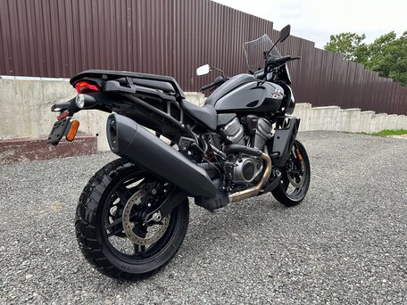 2021 Harley-Davidson Pan America, чёрный, 1500000 рублей, вид 3
