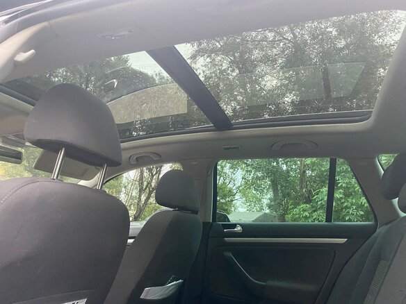 2009 Volkswagen Golf V, чёрный, 689000 рублей - вид 8