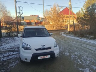 2011 Kia Soul I, белый, 900000 рублей, вид 3
