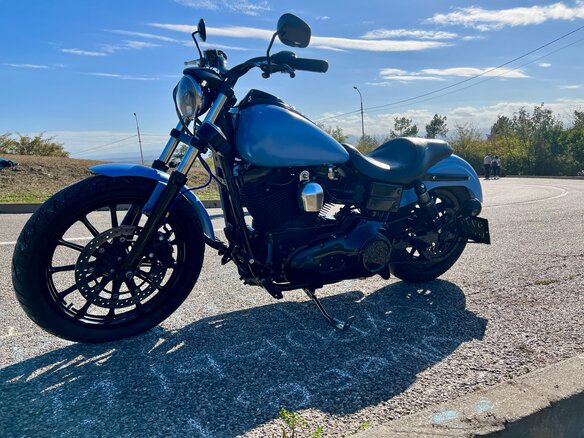 2005 Harley-Davidson Dyna Super Glide, голубой, 800000 рублей - вид 5