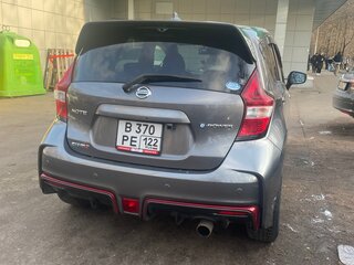 2018 Nissan Note Nismo e-Power II Рестайлинг, серый, 1630000 рублей, вид 3