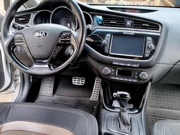 2017 Kia Ceed II Рестайлинг, серебристый - вид 6