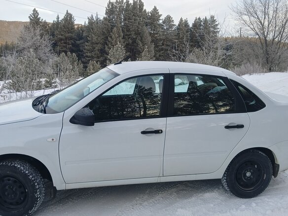 2024 Lada (ВАЗ) Granta I Рестайлинг, белый, 890000 рублей - вид 4