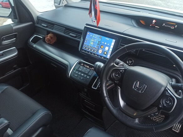2018 Honda Stepwgn Spada V Рестайлинг, белый, 2390000 рублей - вид 8