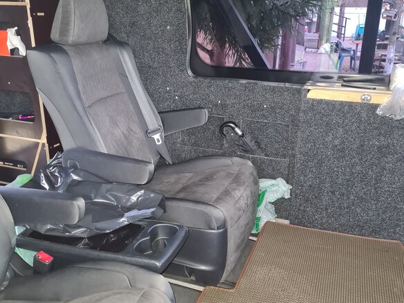 2013 Ford Transit, коричневый, 1700000 рублей - вид 11