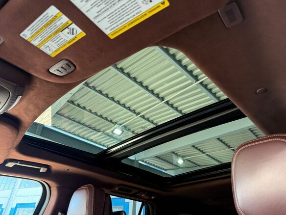 2019 Lincoln Navigator IV, чёрный, 7399000 рублей - вид 15