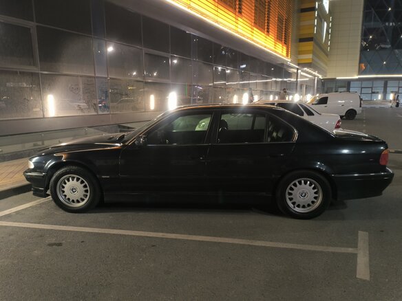 1999 BMW 7 серии 740i III (E38) Рестайлинг, чёрный, 1000000 рублей - вид 7