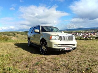2005 Lincoln Navigator 6-speed II, белый, 1250000 рублей, вид 2