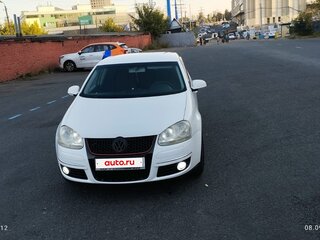 2010 Volkswagen Jetta V, белый, 600000 рублей, вид 4