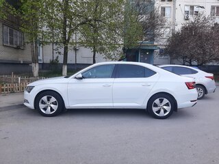2015 Skoda Superb III, белый, 2000000 рублей, вид 3