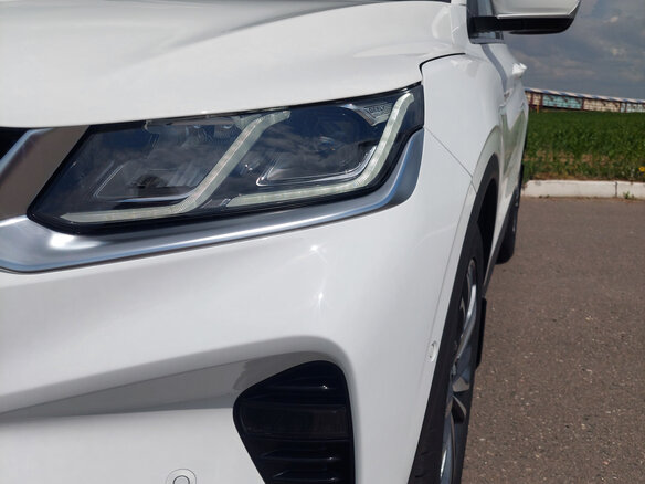 2021 Geely Coolray I, белый, 1730000 рублей - вид 9