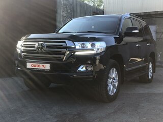 2015 Toyota Land Cruiser 200 Series Рестайлинг 2, чёрный, 6000000 рублей, вид 2