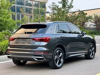 2023 Audi Q3 35 TFSI II (F3), серый, 2640000 рублей, вид 2