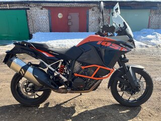KTM 1050 Adventure