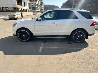 2013 Mercedes-Benz M-Класс 400 III (W166), белый, 2100000 рублей, вид 5