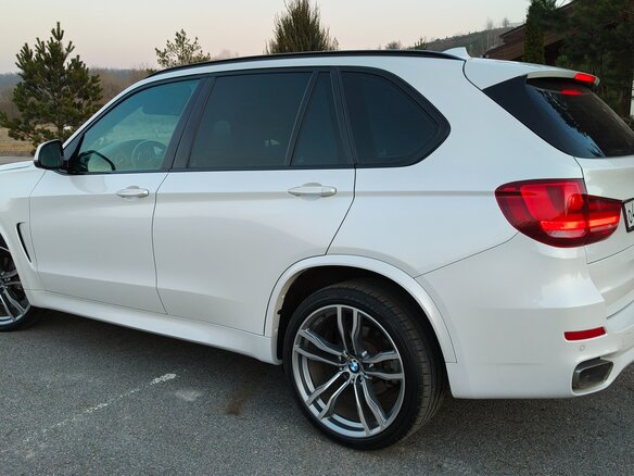 2018 BMW X5 30d III (F15), белый, 4900000 рублей - вид 18