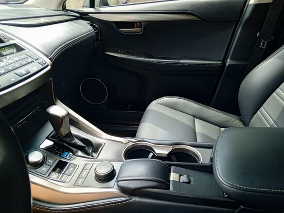 2014 Lexus NX 300h I, чёрный, 3200000 рублей - вид 9