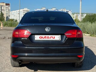 2014 Volkswagen Jetta VI, чёрный, 870000 рублей, вид 4