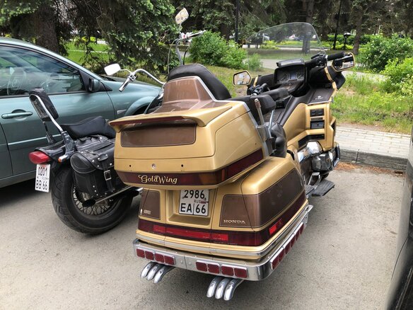 1991 Honda GL 1500 Gold Wing, золотистый - вид 27