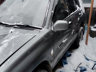 1999 Suzuki Escudo II, серый, 700000 рублей, вид 2