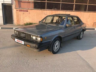 1984 Audi 80 III (B2), серый, 500000 рублей, вид 1