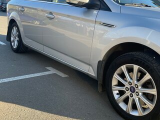 2011 Ford Mondeo IV Рестайлинг, серебристый, 990000 рублей, вид 3