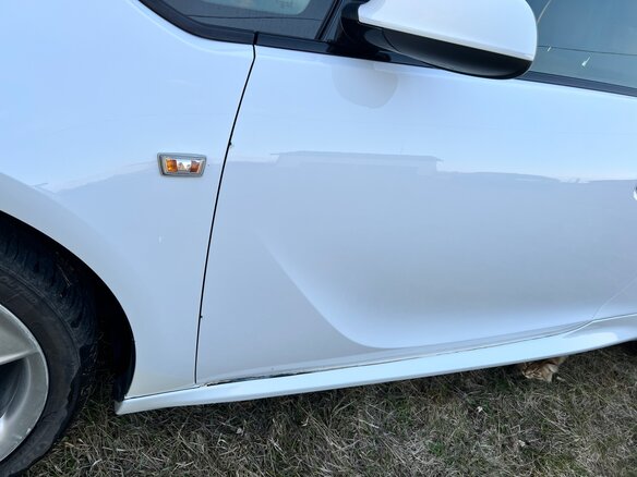 2013 Opel Astra GTC J Рестайлинг, белый, 1350000 рублей - вид 25