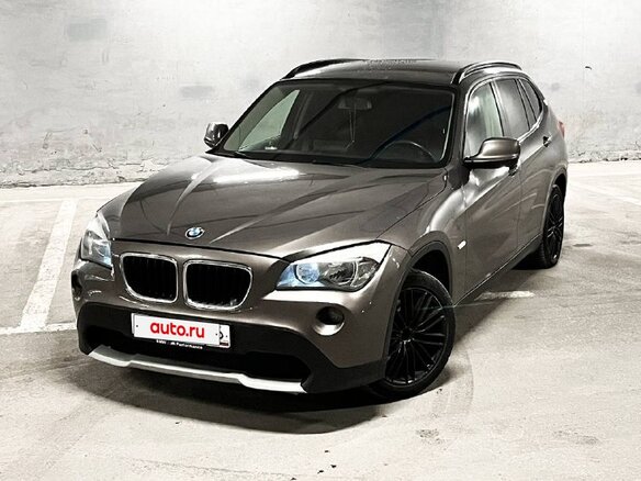 2011 BMW X1 18i I (E84), коричневый, 1390000 рублей - вид 2