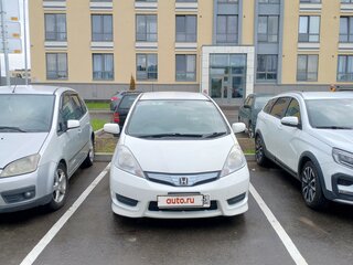 2012 Honda Fit Shuttle I, белый, 1050000 рублей, вид 2