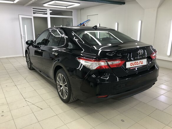2019 Toyota Camry VIII (XV70), чёрный, 3250000 рублей - вид 8