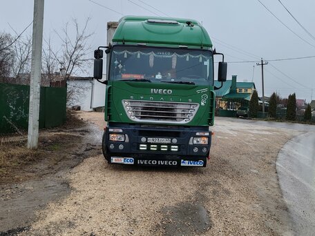 2004 Iveco Stralis, зелёный, 1400000 рублей, вид 1