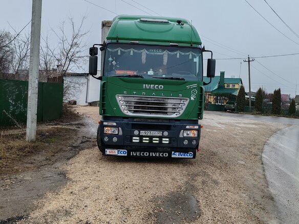 2004 Iveco Stralis, зелёный, 1400000 рублей
