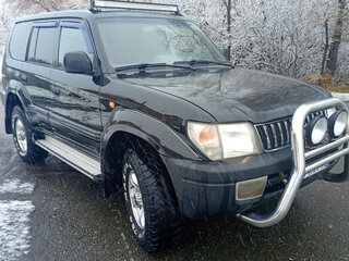 1999 Toyota Land Cruiser Prado 90 Series Рестайлинг, чёрный, 1500000 рублей, вид 4