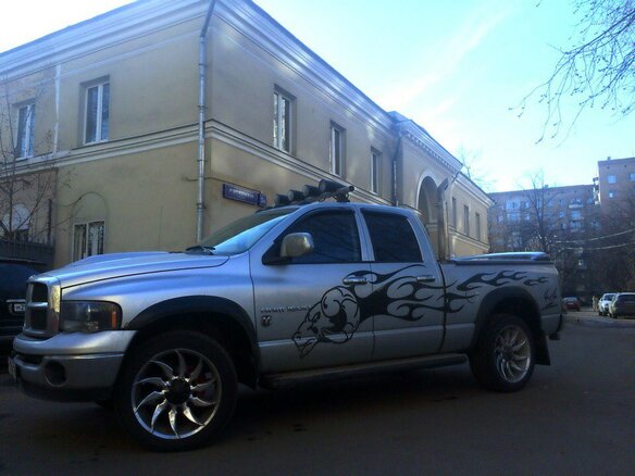 2004 Dodge RAM III (DR/DH), серебристый - вид 8