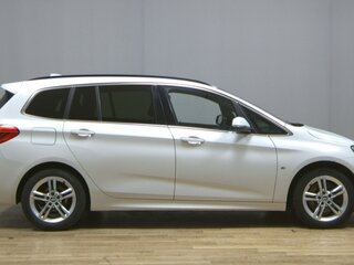 2018 BMW 2 серии Gran Tourer Gran Tourer 218d F46 Рестайлинг, белый, 1750000 рублей, вид 3