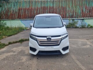 2018 Honda Stepwgn V Рестайлинг, белый, 2600000 рублей, вид 2