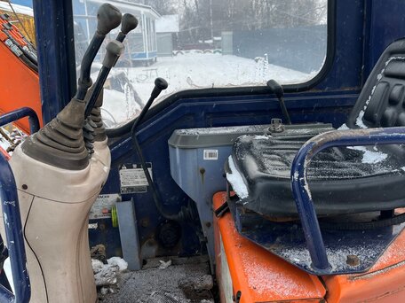2007 Hitachi Гусеничные, 1700000 рублей, вид 2