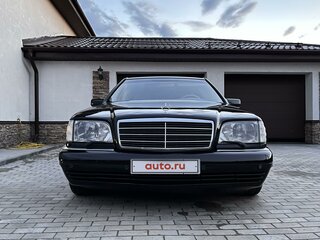 1998 Mercedes-Benz S-Класс 300 III (W140) Рестайлинг, чёрный, 4000000 рублей, вид 1