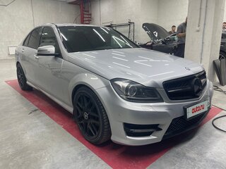 2012 Mercedes-Benz C-Класс 180 BlueEFFICIENCY III (W204) Рестайлинг, серебристый, 1530000 рублей, вид 4