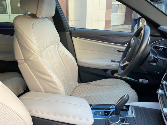2019 BMW 5 серии 530d xDrive VII (G30/G31/G38), чёрный, 6300000 рублей - вид 7