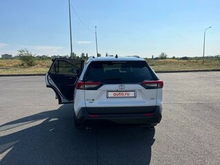 2022 Toyota RAV4 V (XA50), белый, 4000000 рублей, вид 5