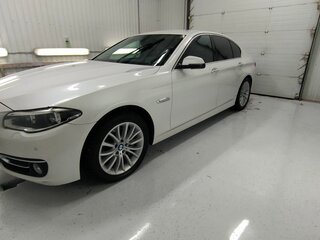 2014 BMW 5 серии 530d xDrive VI (F10/F11/F07) Рестайлинг, белый, 1790000 рублей, вид 1