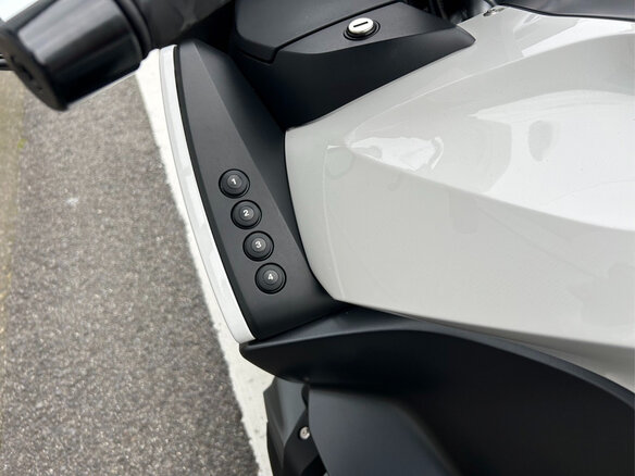 2022 BMW R 1250 RT, белый, 1700000 рублей - вид 5