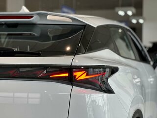 2026 Omoda C5 II, белый, 2399000 рублей, вид 4